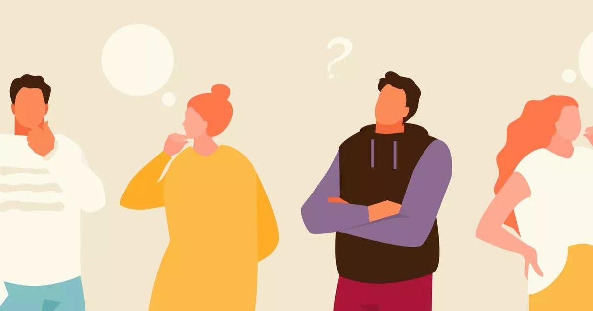 Een vlakke vectorillustratie van vier diverse mensen die naast elkaar staan, met een nadenkende of verwarde uitdrukking, lege praatballonnen en een vraagteken dat boven hen zweeft.