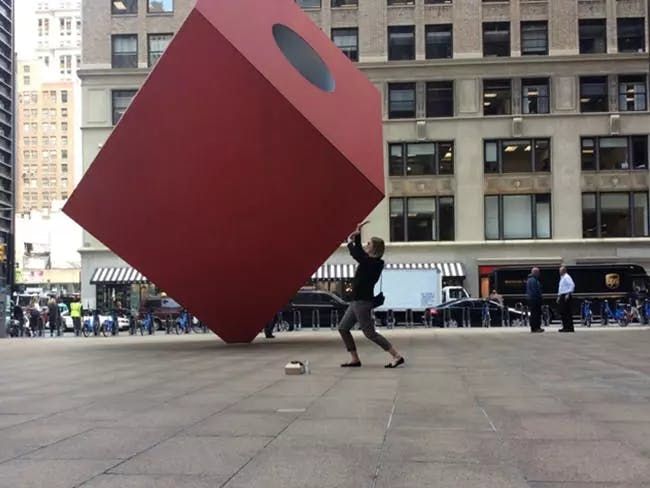 IBM-team dat deelneemt aan outdoor teambuilding-activiteiten in New York, Londen en Sydney